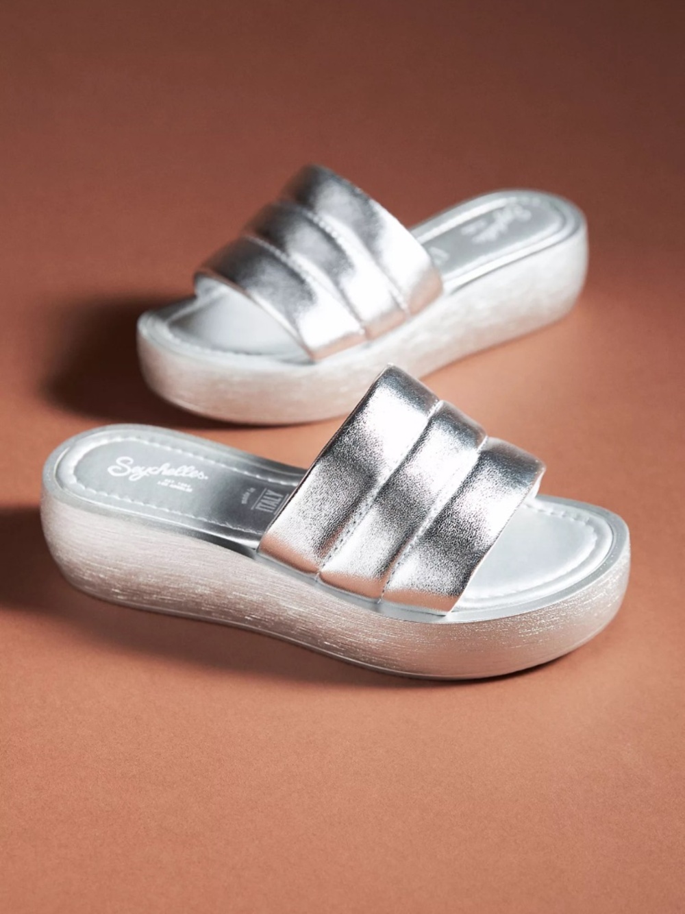 Seychelles Genuine Leather Platform Silver Sandals Size 10, very good  Condition
